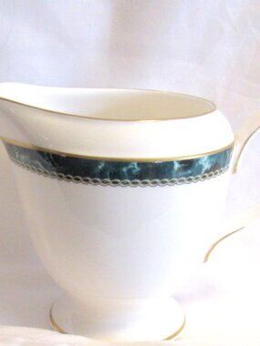 Royal Worcester Medici Green Creamer,  Made in England, Gold Gilt Trim      J121